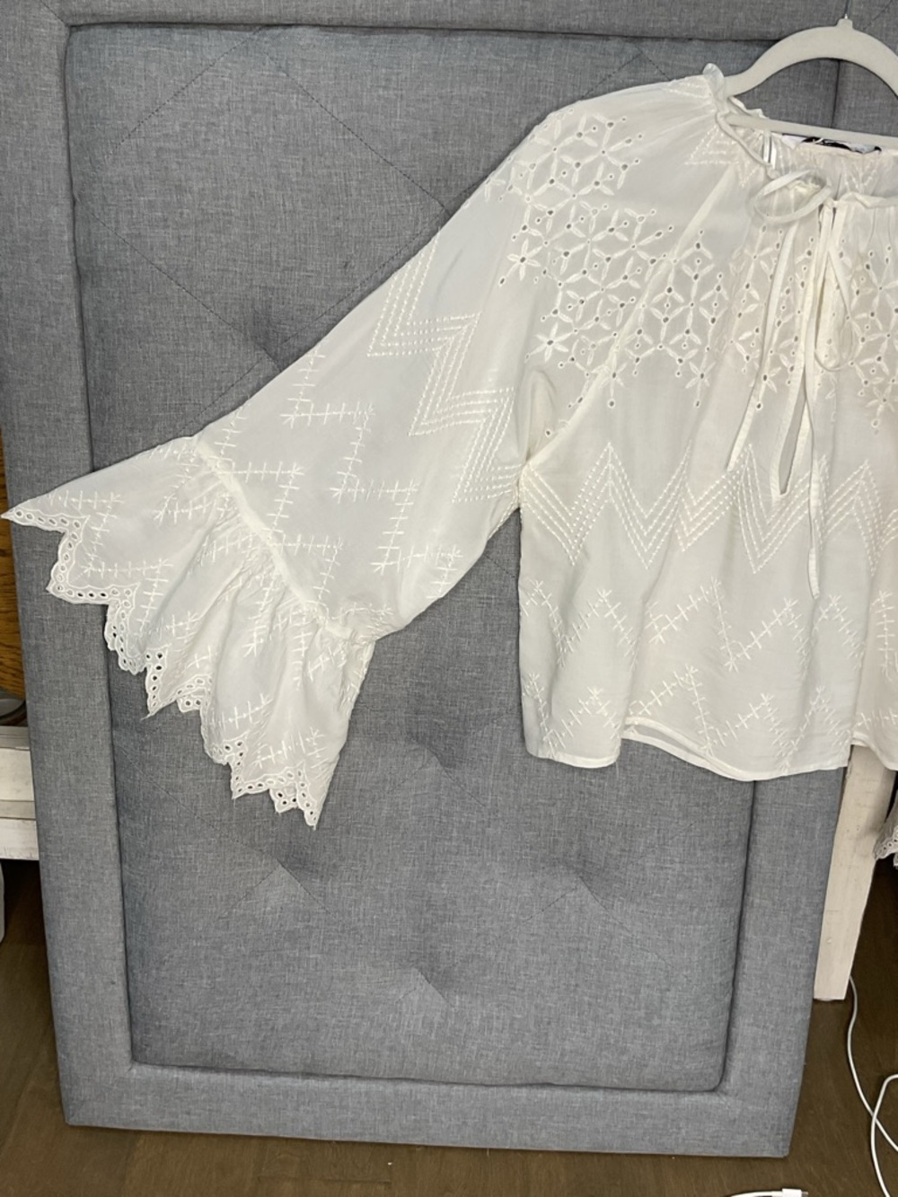 Zara White Embroidered Eyelet Bell Sleeve Boho Blouse NWT XS - Picture 6 of 10